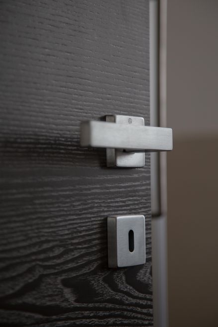 PORTE INTERNE A BATTENTE